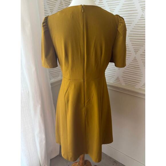 Lark & Ro Women’s Size 6 Medium Florence Gathered Detail V Neck Mini Dress - Picture 4 of 6